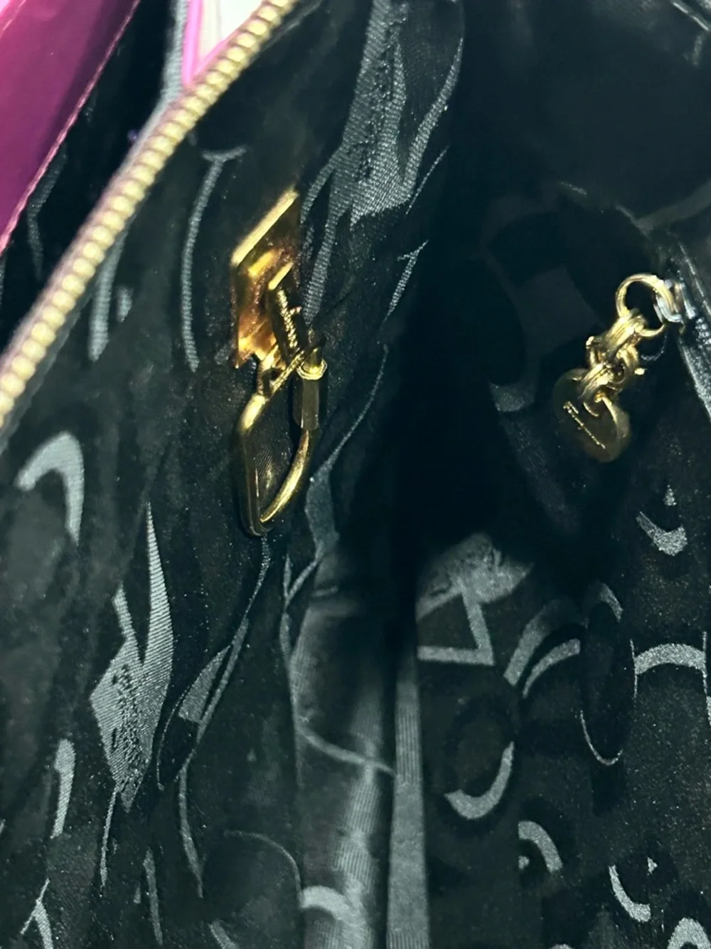 Salvatore Ferragamo Authentic Deep Purple Leather Structured Shoulder Bag - Picture 13 of 14